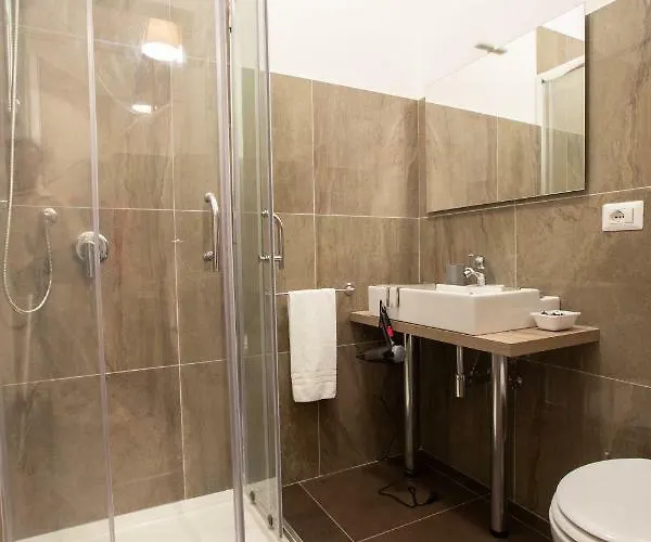 Oda ve Kahvaltı Maribea Center 4*